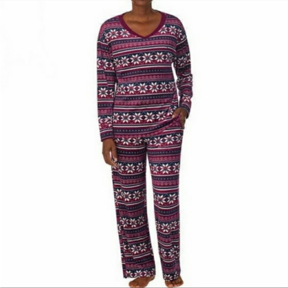NWOT Nautica - Silky Fleece Pajamas Set